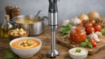 Wie du mit dem Stabmixer cremige Suppen und Saucen einfach zubereitest