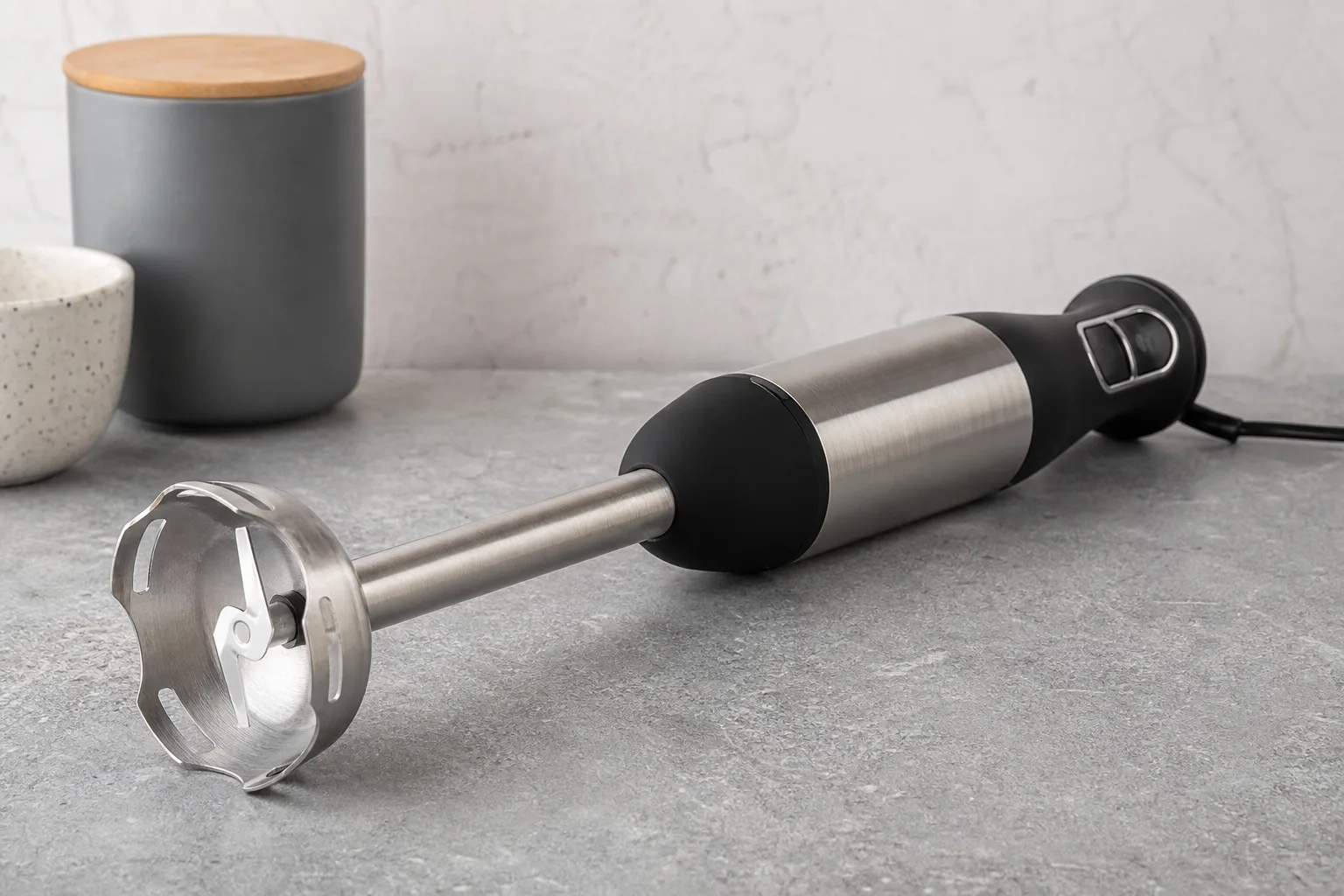 Wie funktioniert ein Stabmixer? Grundlagen und Technik einfach erklaert